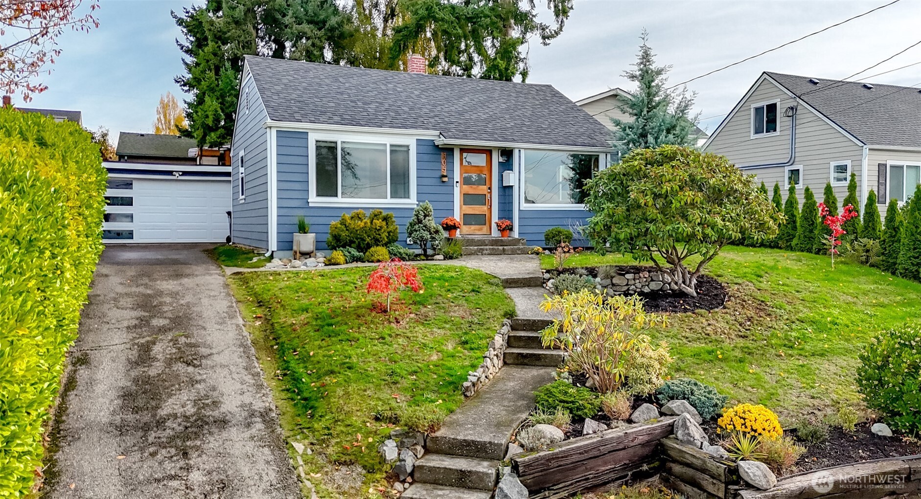 Tacoma, Washington 98465, United States, 3 Bedrooms Bedrooms, ,1 BathroomBathrooms,Residential,Active,240212