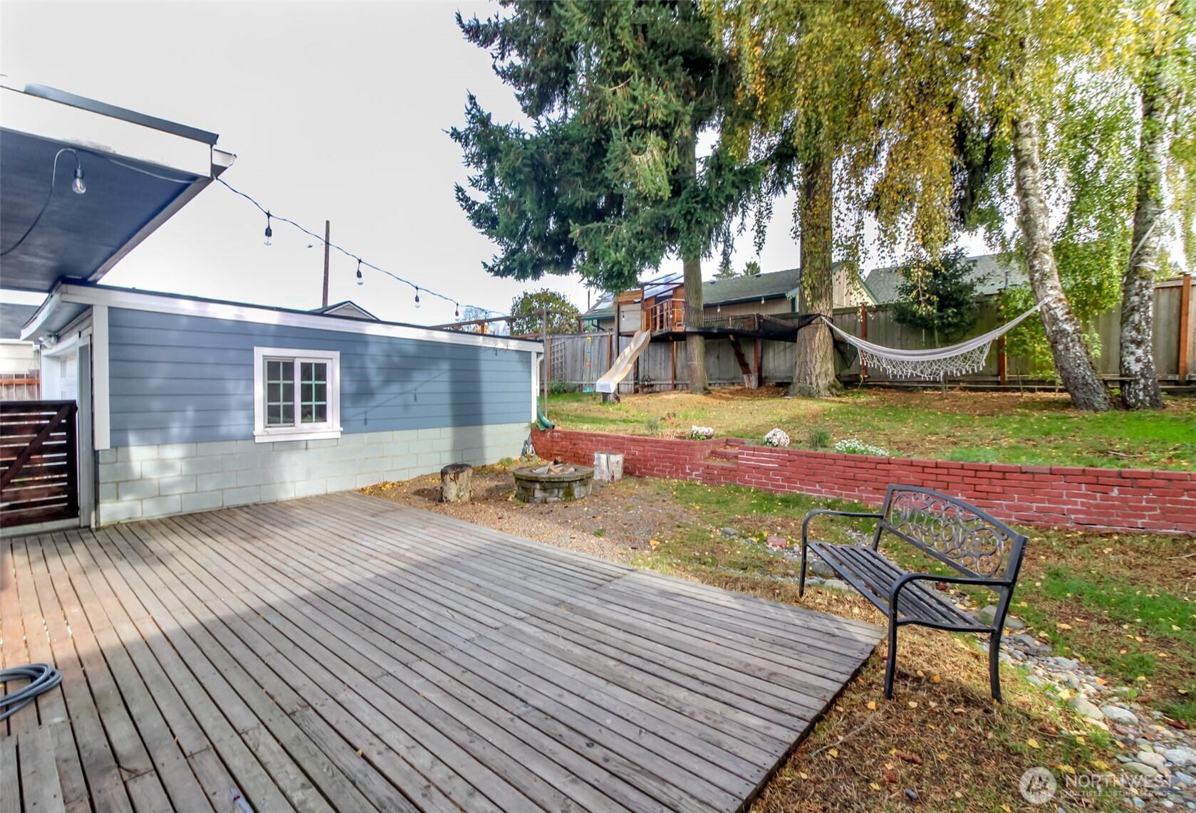 Tacoma, Washington 98465, United States, 3 Bedrooms Bedrooms, ,1 BathroomBathrooms,Residential,Active,240212