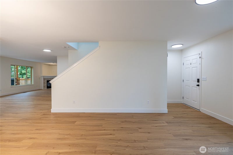 18306 71st Avenue E