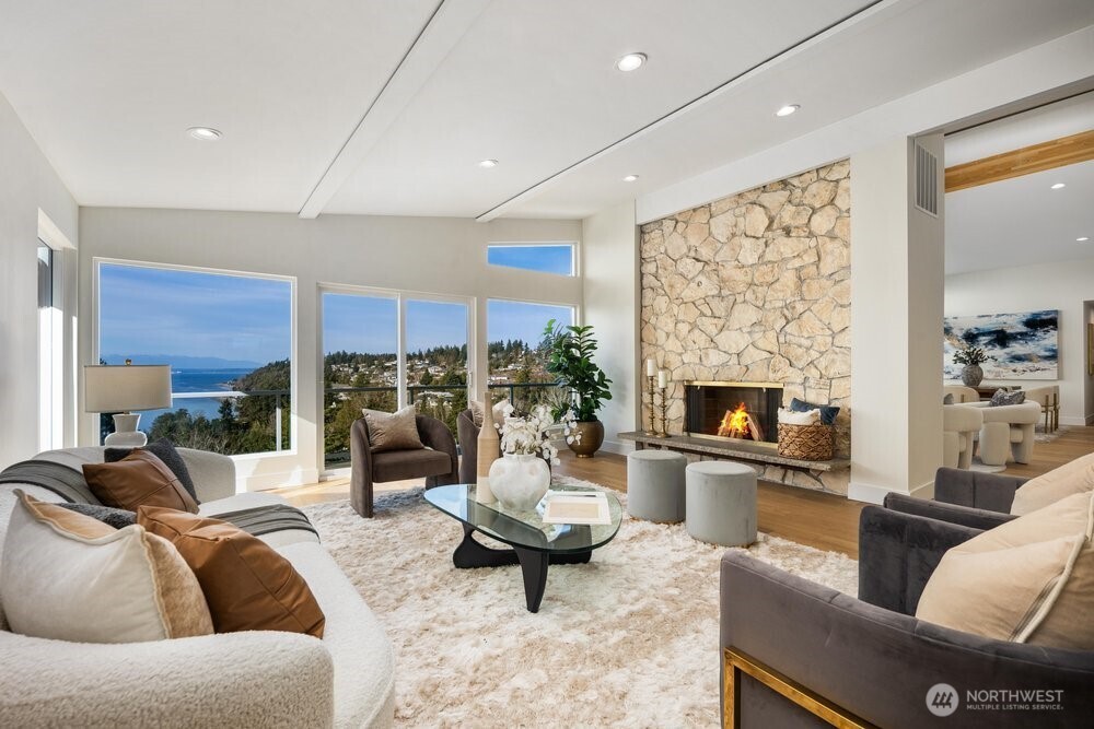 12639 shorewood Drive SW