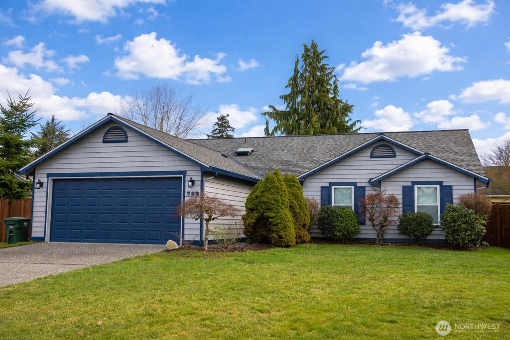 Photo of 722 89th Street SW, Everett, WA 98204 (MLS # 2472095)