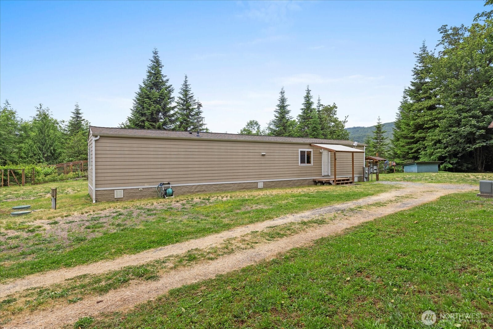 18025 Cedar Ponds Road