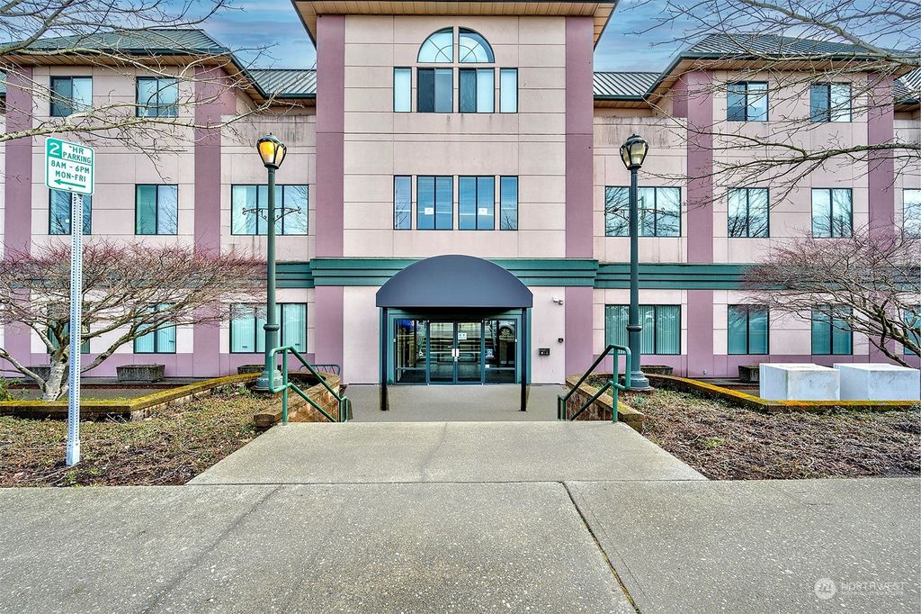 Photo of 3501 Colby Avenue #305, Everett, WA 98201 (MLS # 2042704)