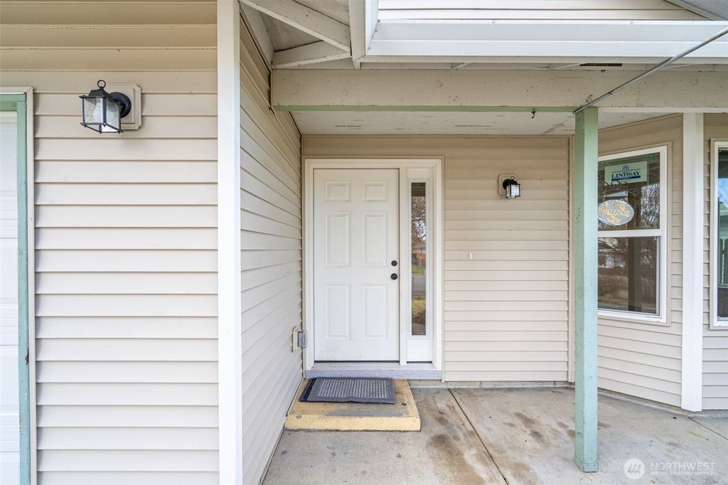 Photo of 108 Rose Marie Drive, Chehalis, WA 98532 (MLS # 2488352)