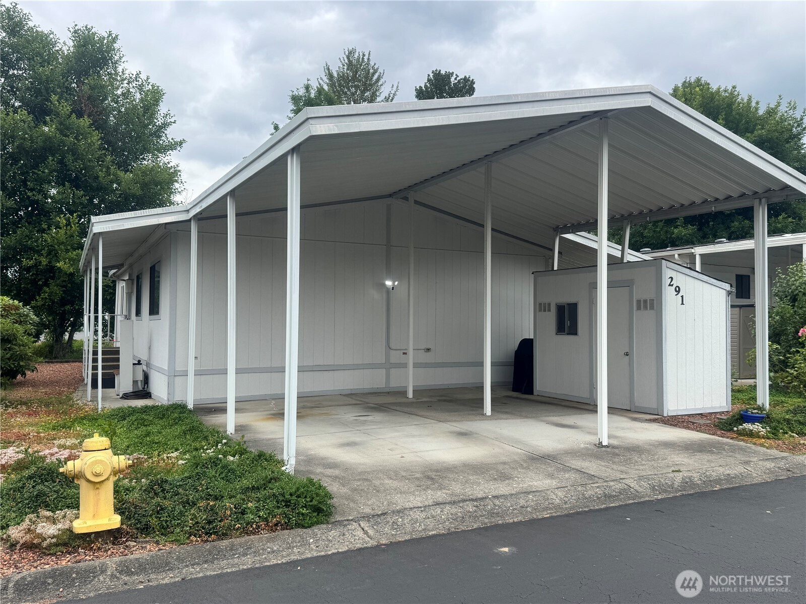 3611 I Street NE 291