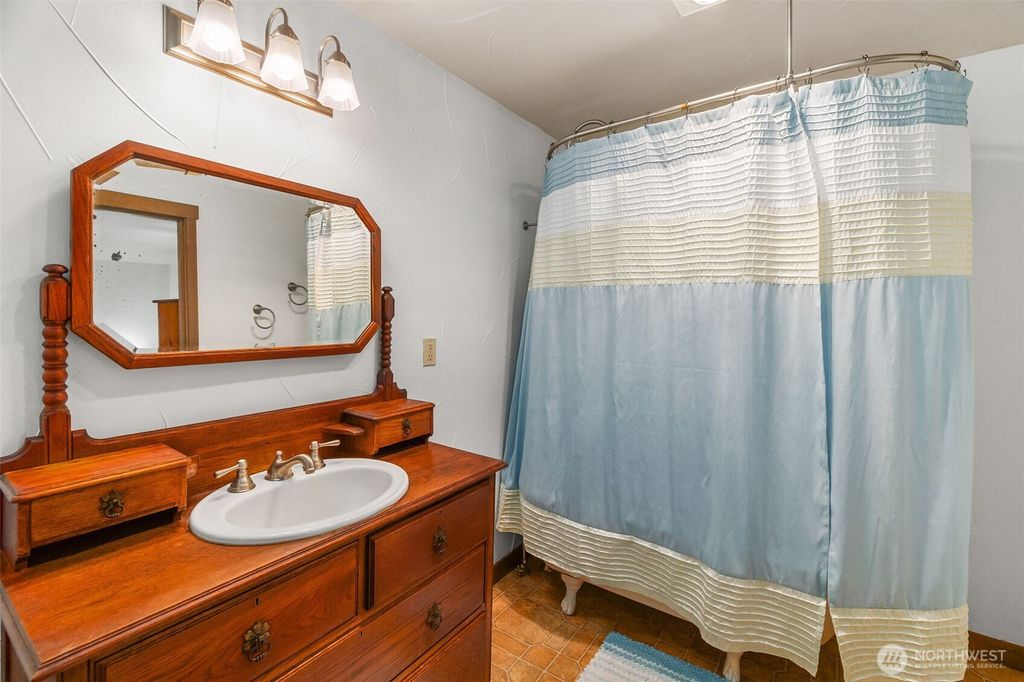 listing image 9360359451503290551
