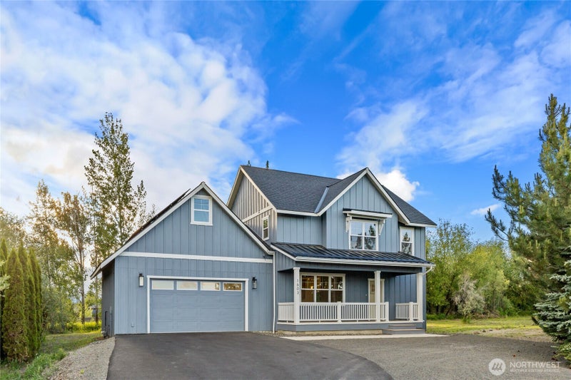 1603 W Dry Creek