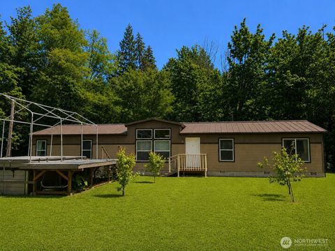 Photo of 1611 E North Bay Road, Allyn, WA 98524 (MLS # 2539902)