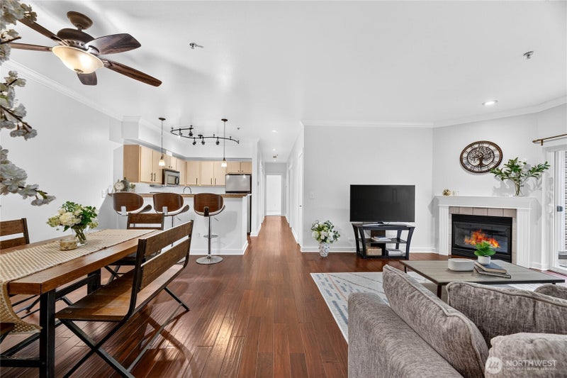 10709 Valley View Road C103