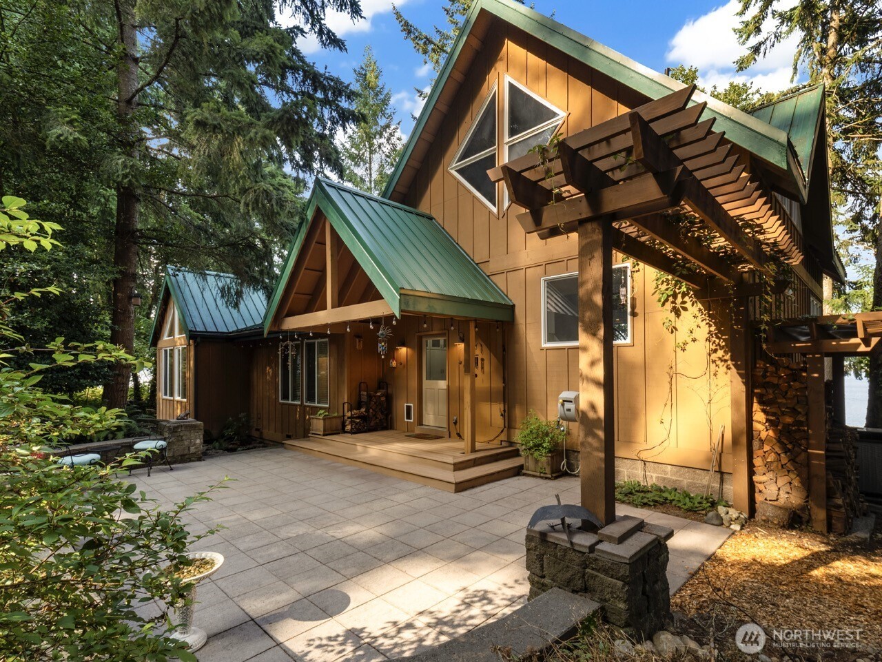 22 Silcox Island