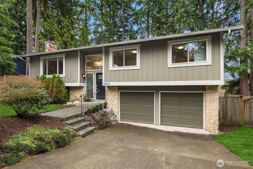 Photo of 14812 107th Avenue NE, Bothell, WA 98011 (MLS # 2481982)