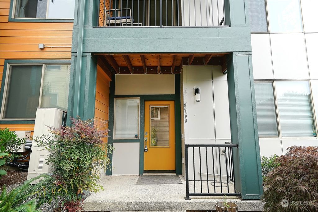 Photo of 9750 11th Avenue SW, Seattle, WA 98106 (MLS # 2142585)
