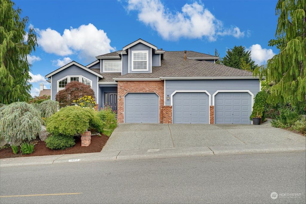 Photo of 13313 47th Place W, Mukilteo, WA 98275 (MLS # 2150163)