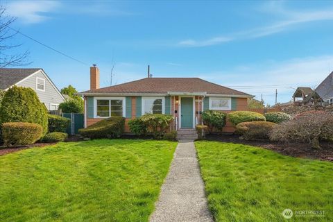 Photo of 1122 S 62nd Street, Tacoma, WA 98408 (MLS # 2496633)