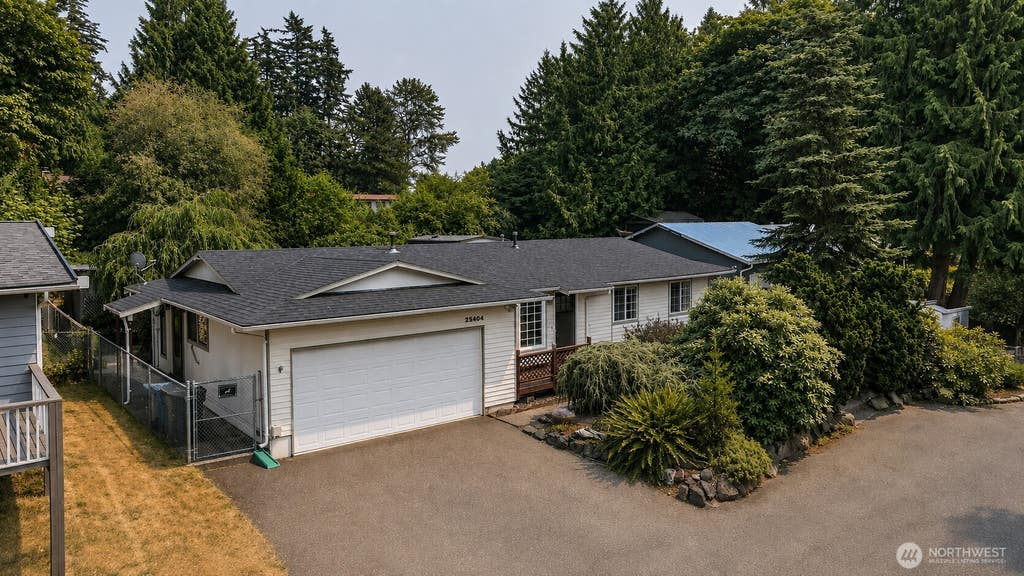 Photo of 25404 150th Place SE, Covington, WA 98042 (MLS # 2563434)