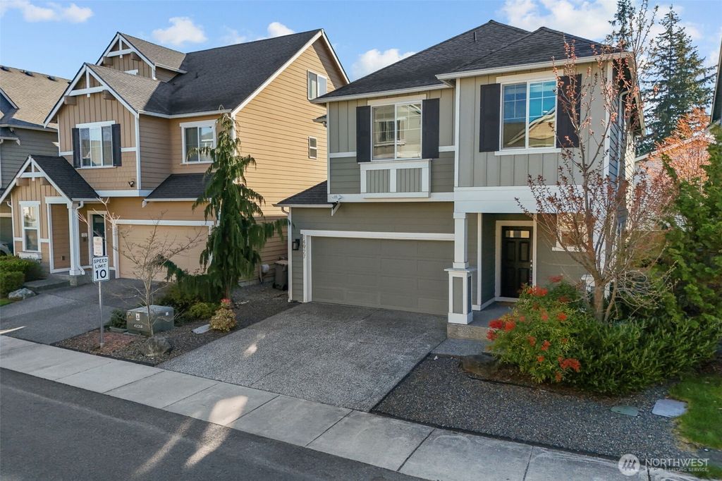 Photo of 14927 16th Avenue W #2, Lynnwood, WA 98087 (MLS # 2505977)