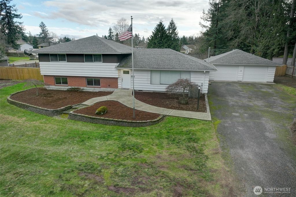 Photo of 11002 147 Street E, Puyallup, WA 98374 (MLS # 2464308)