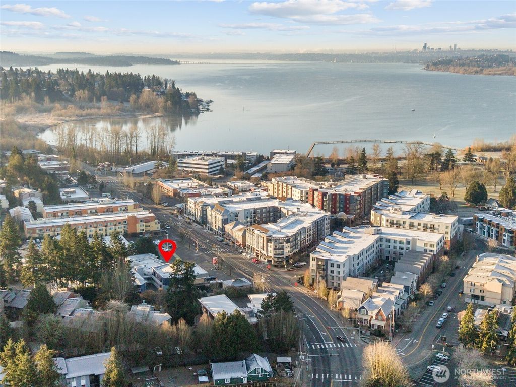 Photo of 11920 98th Avenue NE #206, Kirkland, WA 98034 (MLS # 2472520)