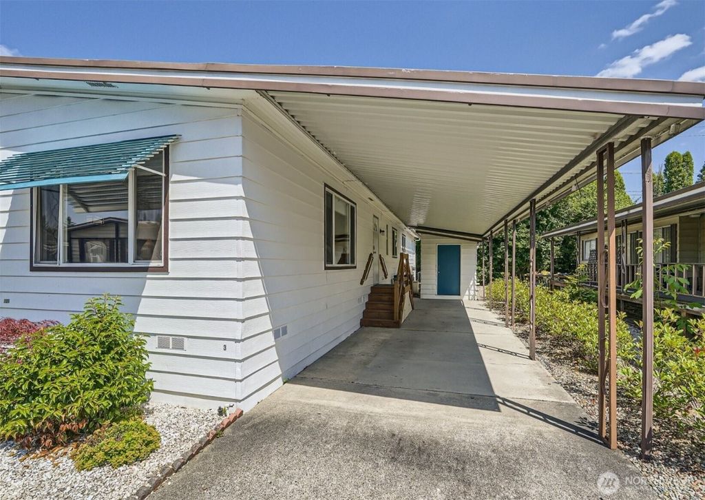 Photo of 21916 107th Place SE, Kent, WA 98031 (MLS # 2413624)