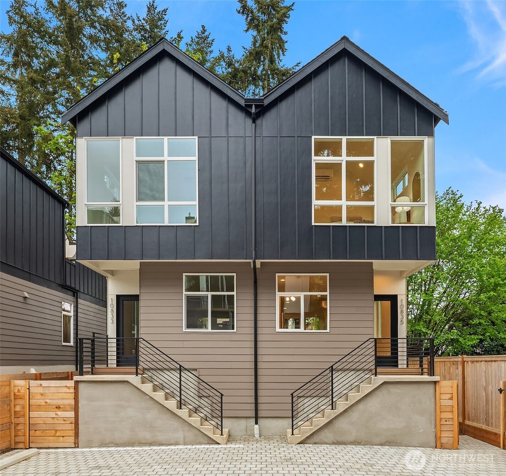 Photo of 10835 11th Avenue NE, Seattle, WA 98125 (MLS # 2510694)