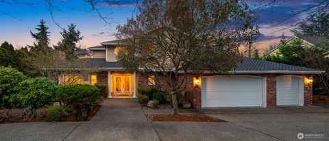 Photo of 8550 NE 28th Street, Hunts Point, WA 98004 (MLS # 2482149)