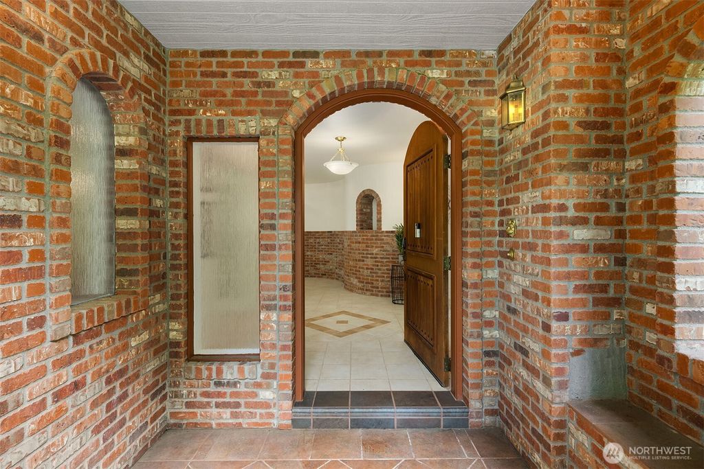 Photo of 5316 245 Avenue NE, Redmond, WA 98053 (MLS # 2362583)