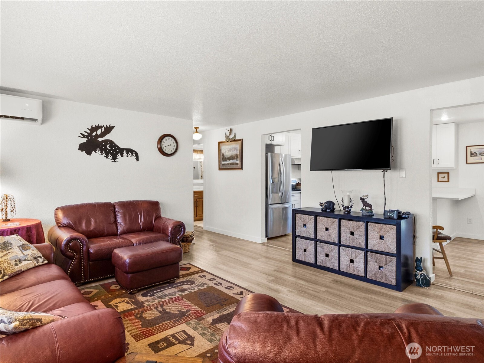 231 NW Maple Avenue