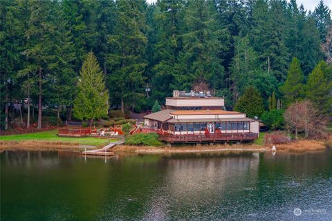 A home in Anderson Island