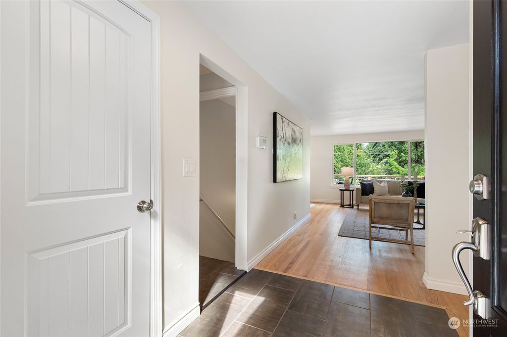 Photo of 15532 11th Avenue NE, Shoreline, WA 98155 (MLS # 2268822)