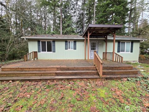 Photo of 91 N Gadwall Place N, Hoodsport, WA 98548 (MLS # 2480293)