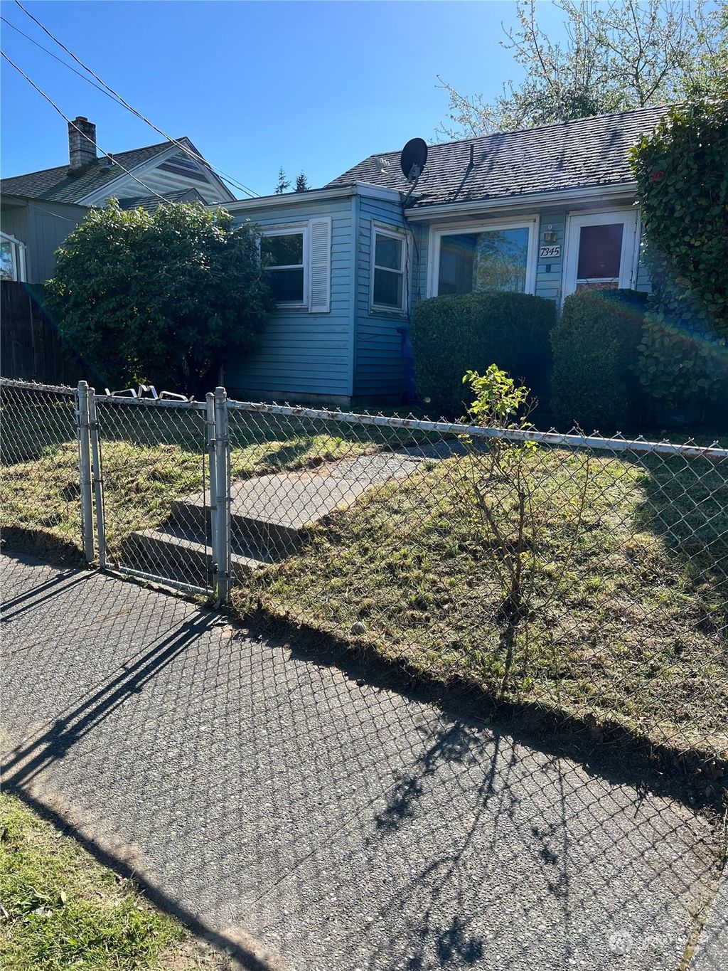 Photo of 7345 16th Avenue SW, Seattle, WA 98106 (MLS # 2052867)