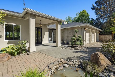 Photo of 5546 159th Place SE, Bellevue, WA 98006 (MLS # 2528511)