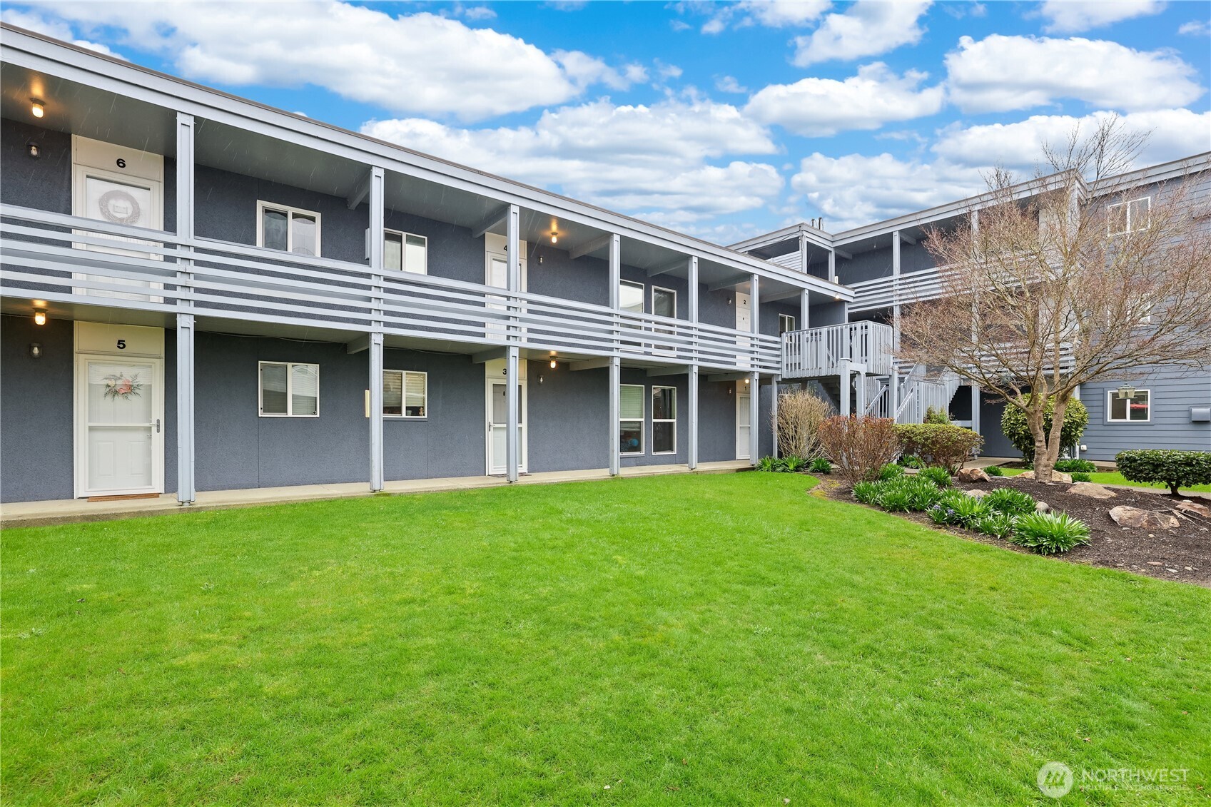 22612 6th Avenue S 15