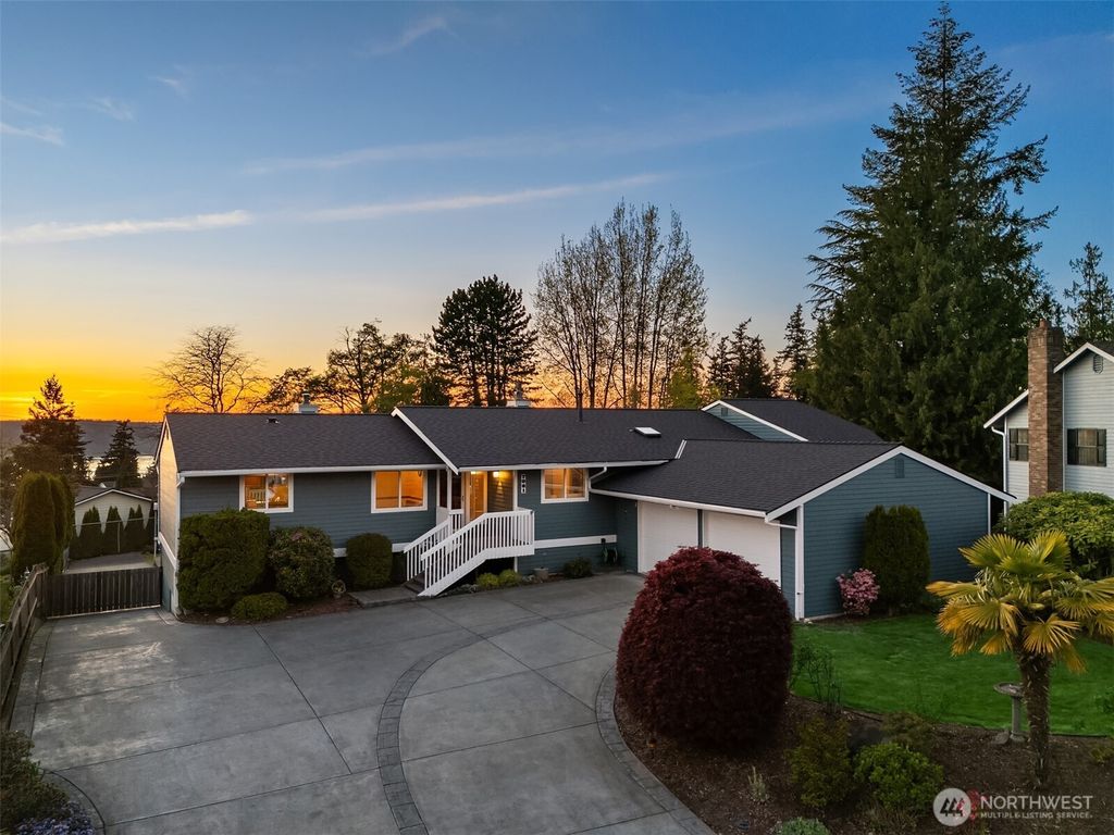 Photo of 7081 47th Avenue W, Mukilteo, WA 98275 (MLS # 2518386)