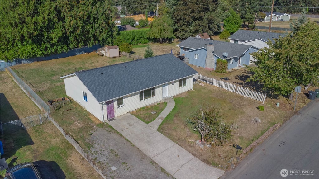 Photo of 15210 16th Avenue E, Tacoma, WA 98445 (MLS # 2588119)