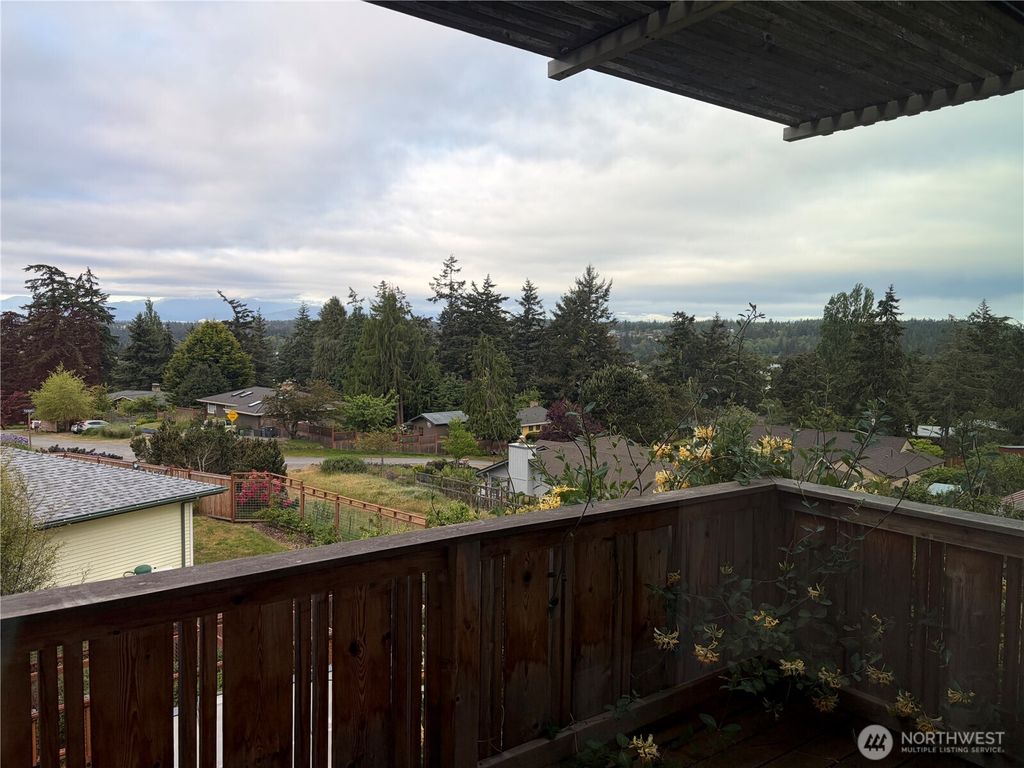 Photo of 735 P Street, Port Townsend, WA 98368 (MLS # 2527390)