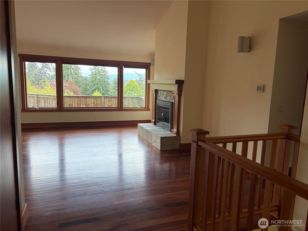Photo of 735 P Street, Port Townsend, WA 98368 (MLS # 2527390)