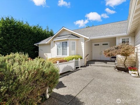 Photo of 1265 Long Drive, Freeland, WA 98249 (MLS # 2475644)