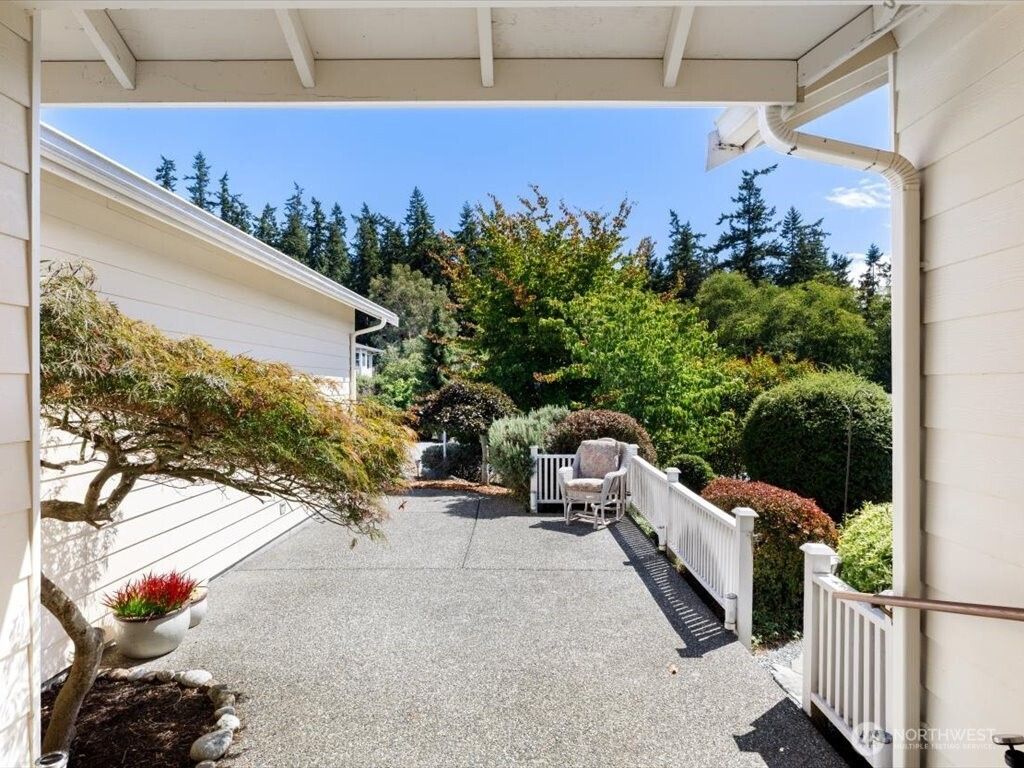 Photo of 1265 Long Drive, Freeland, WA 98249 (MLS # 2475644)