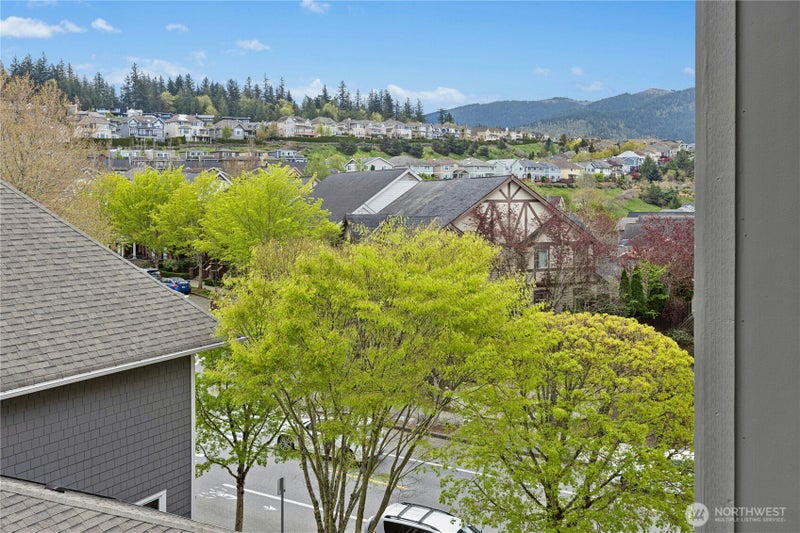 1880 25th Avenue NE 413