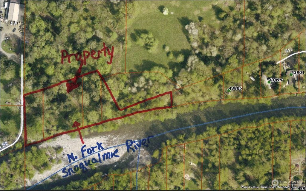 Photo of 437 xx SE 78th Street, Snoqualmie, WA 98065 (MLS # 2228116)