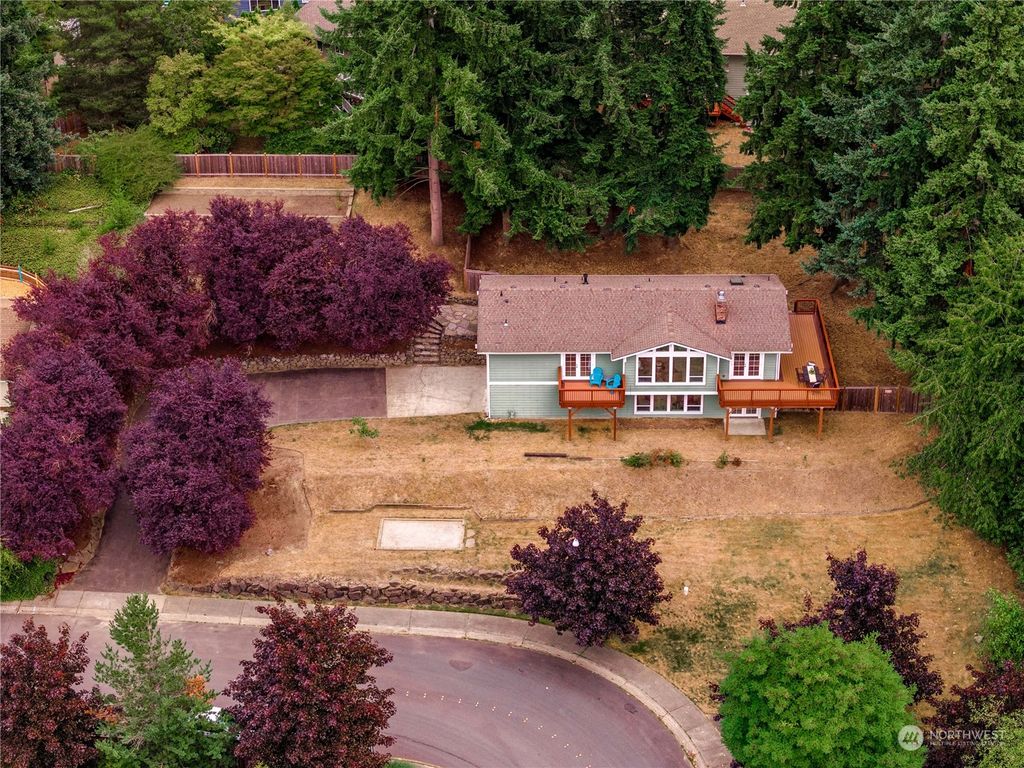 Photo of 10612 157th Ave NE Ave, Redmond, WA 98052 (MLS # 2160859)