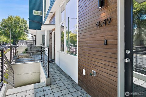 4049 Rainier Avenue S Seattle WA 98118