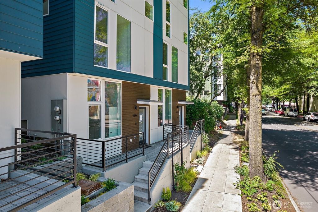 Photo of 4049 Rainier Avenue S, Seattle, WA 98118 (MLS # 2345041)