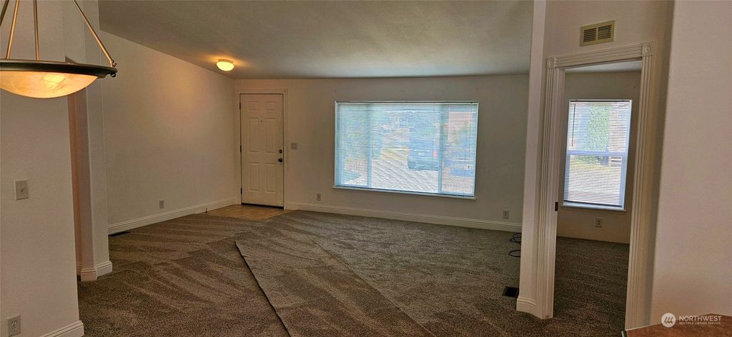 Photo of 31600 126th Avenue SE #E183, Auburn, WA 98092 (MLS # 2256199)