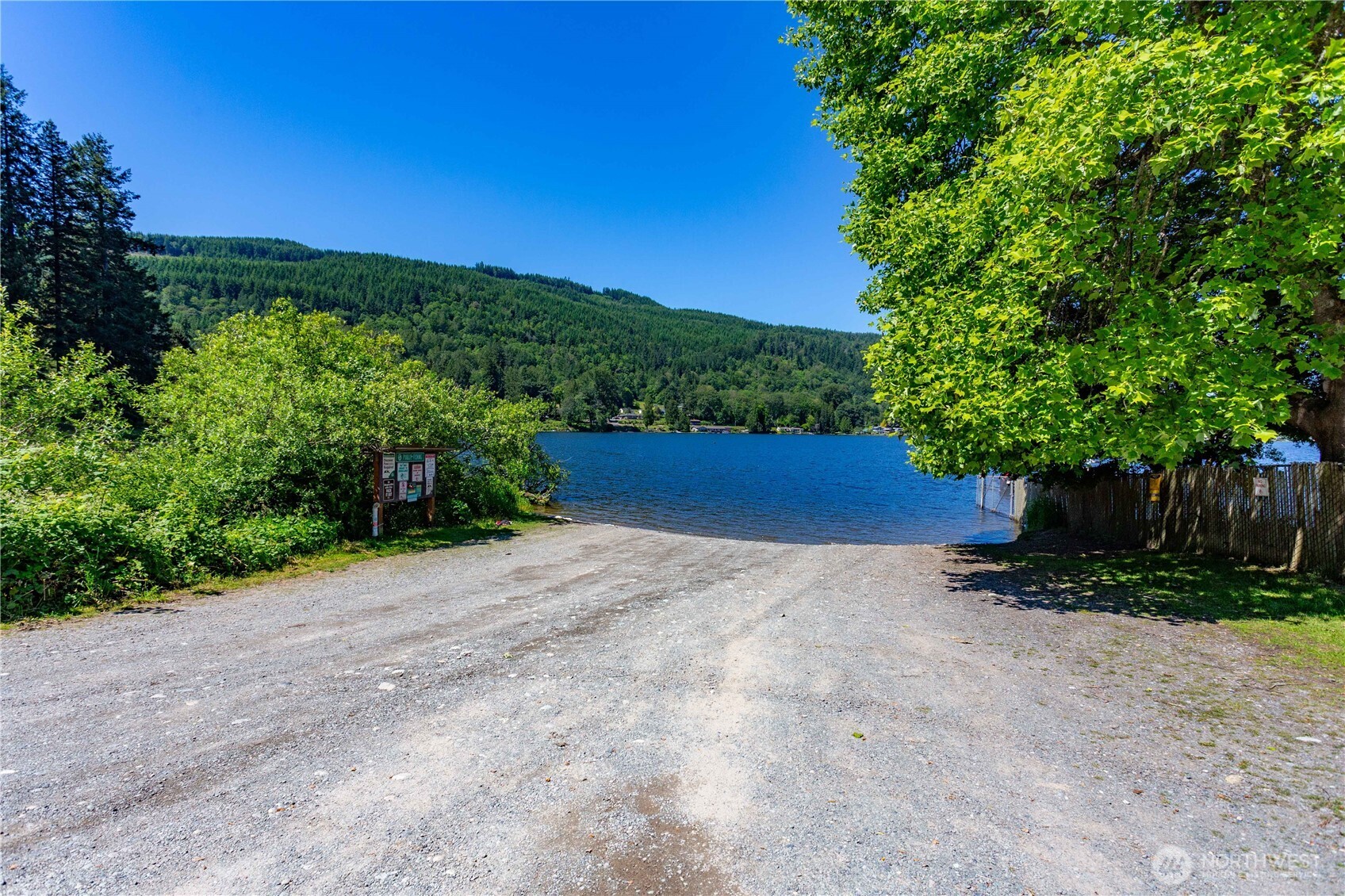 22989 Lake McMurray Lane 18