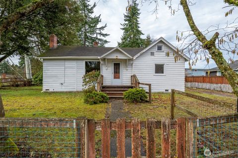 Photo of 7408 Olympic Drive, Everett, WA 98203 (MLS # 2475574)