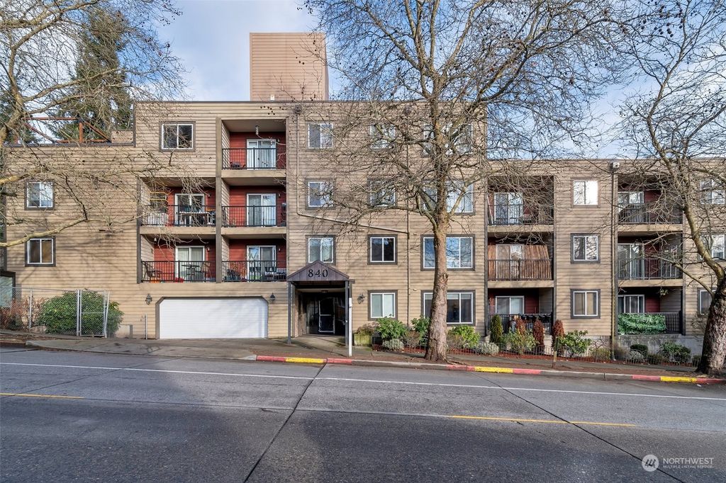 Photo of 840 NE 125th St St #308, Seattle, WA 98125 (MLS # 2204301)
