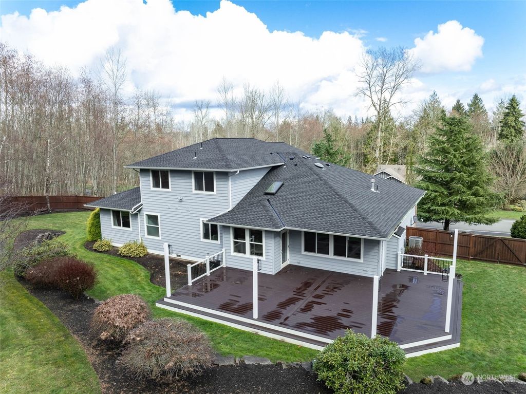 Photo of 13614 3rd Avenue NE, Marysville, WA 98271 (MLS # 2206551)