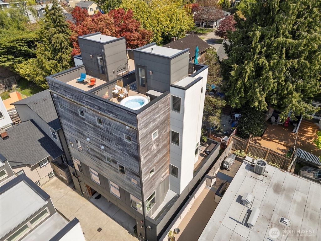 Photo of 3276 California Avenue SW #B, Seattle, WA 98116 (MLS # 2390006)
